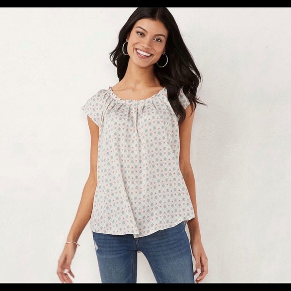 Lauren Conrad Pleat Neck Keyhole Tie Back Top Floral Green White EUC Sz Sm - Picture 2 of 11